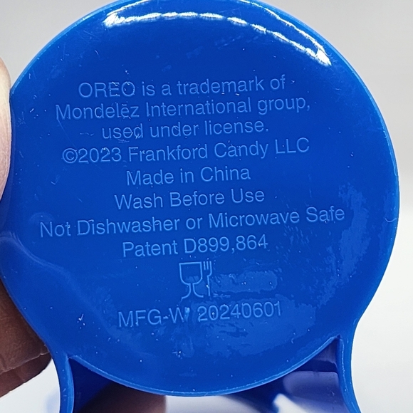 NEW - Oreo Dunk Set- Cup, Cookie Cage & Tongs - Plastic - Picture 8 of 9